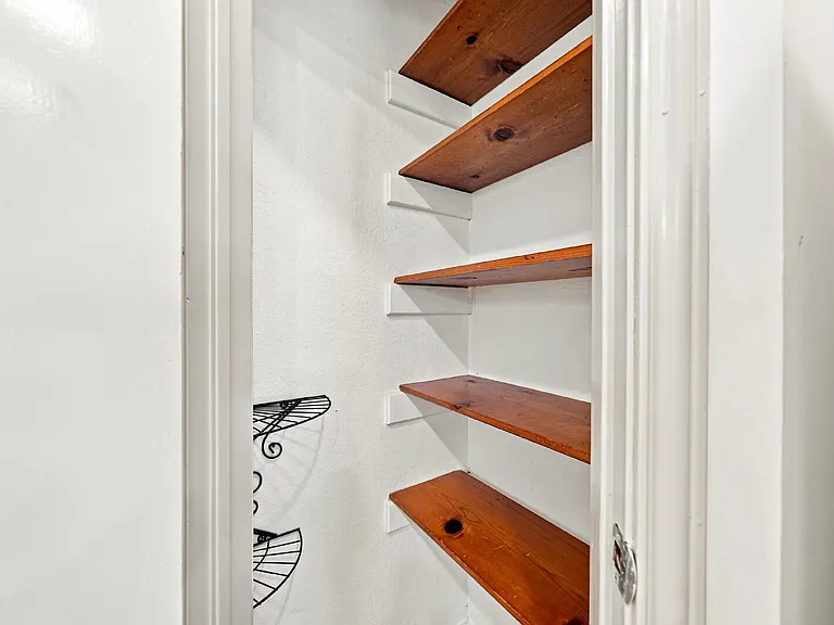 2207 Lancaster Gate Cv — Photo 19