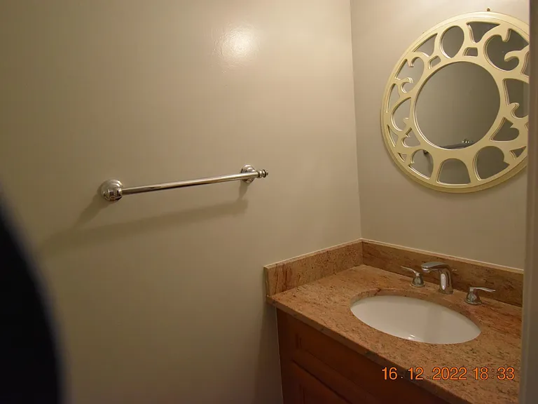 Powder room