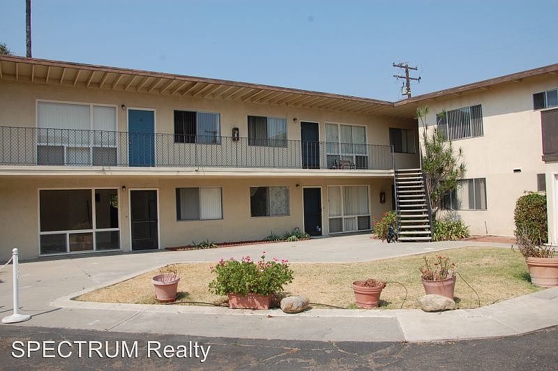 1st image of 260 W Alamar Ave APT 4
