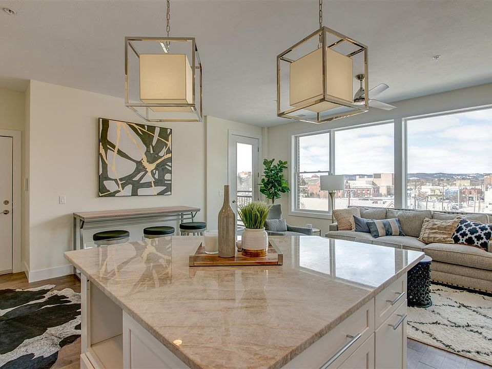 1st image of 113 S Park St #402