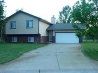 13 E Miles Ct, Valley Center, KS 67147