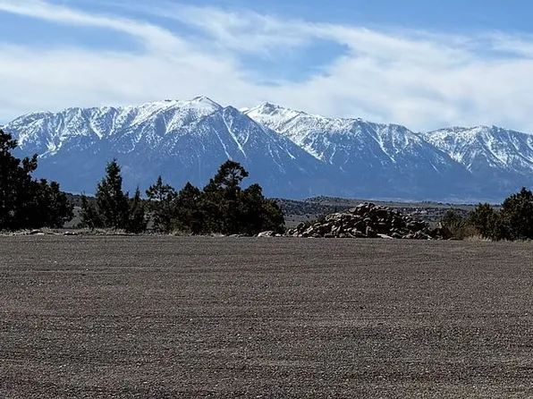 2660 Mountain Clover Rd, Gardnerville, NV 89410