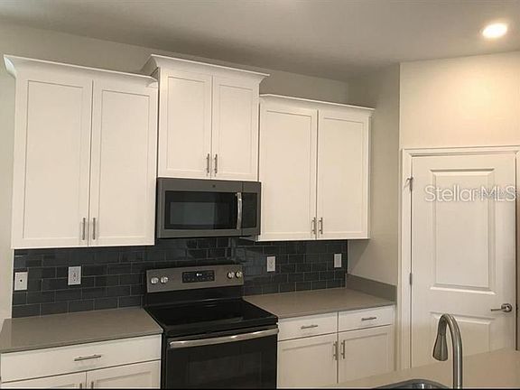 2nd image of 11106 Longleaf Woods Dr