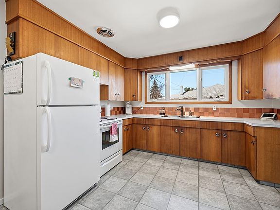 3rd image of 6604 93rd Ave NW