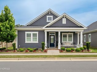 106 Village Walk Dr, Clayton, NC 27527