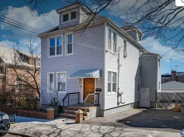 84-40 60th Drive, Middle Village, NY 11379