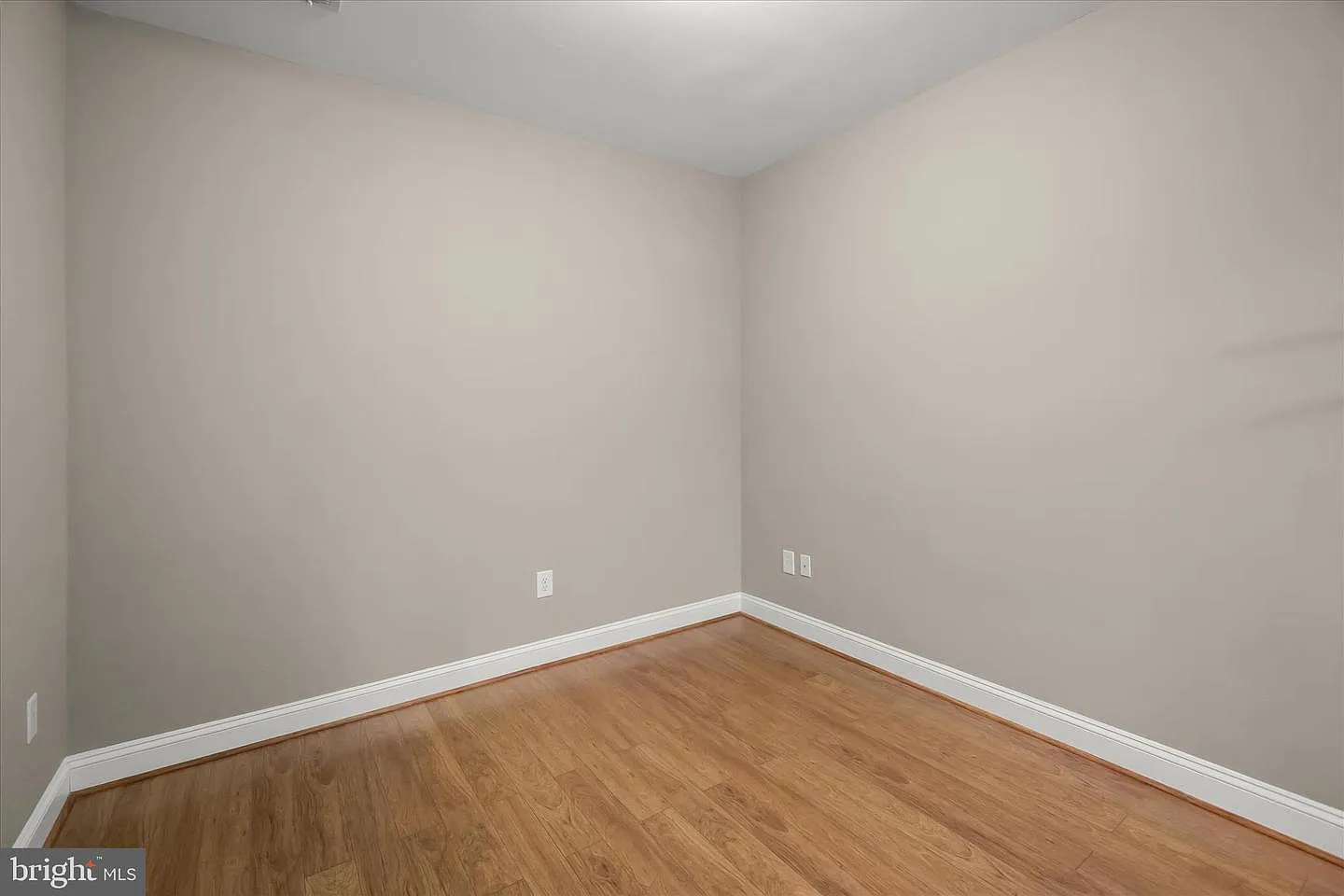 2 bed, 1500 sqft, $3,500 — Photo 2