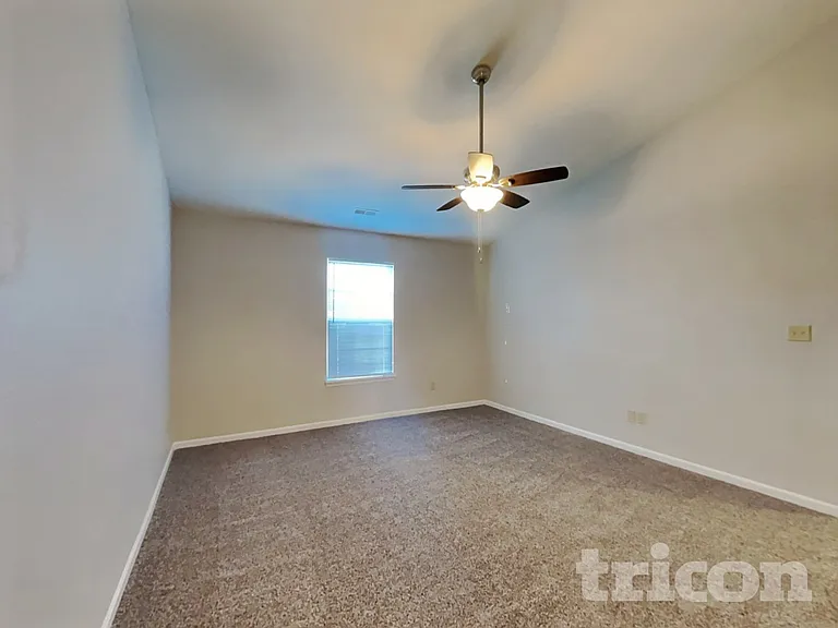 8623 Robin Run Way — Photo 7