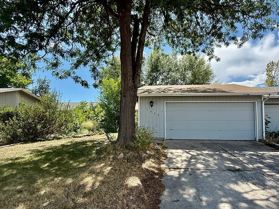 1620 Ranae Dr