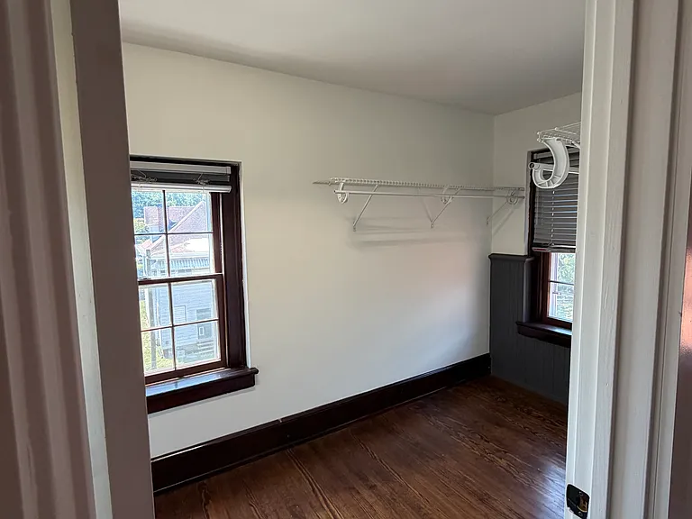 Belmont Lofts — Photo 8