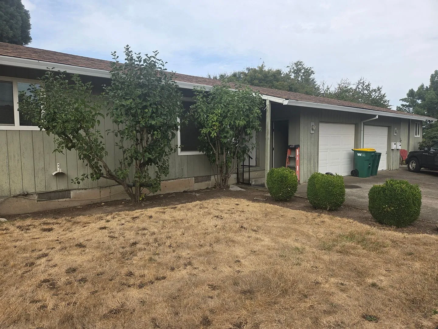 2429 Gales Way photo 1