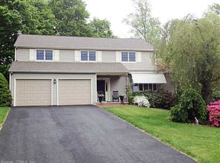 101 Parish Rd, Rocky Hill, CT 06067