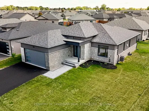 60 Hastings Park Dr, Belleville, ON K8P 5G4