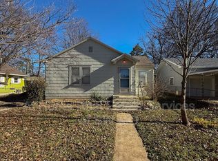 1316 S Maryland Ave, Springfield, MO 65807