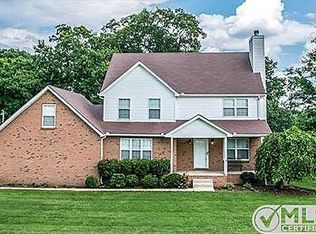 739 Walnut Ridge Dr, La Vergne, TN 37086