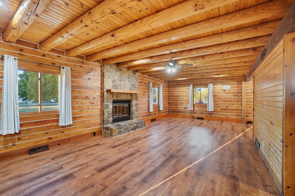 next background image