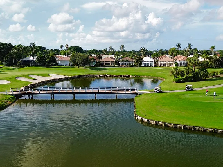 210 Coral Cay Ter — Photo 41