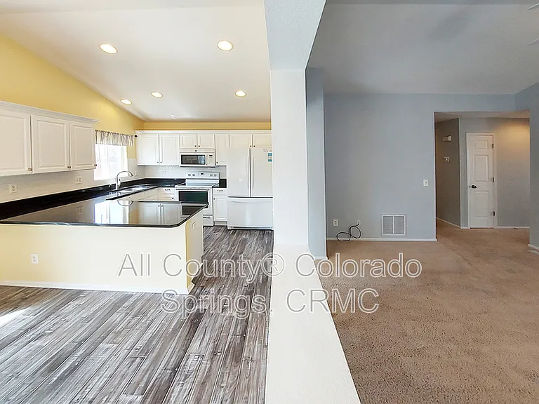 4182 Pioneer Creek Dr — Photo 5
