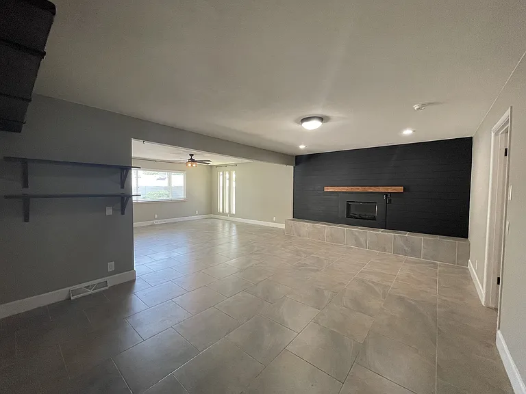 7604 Sierra Azul Ave NE — Photo 9