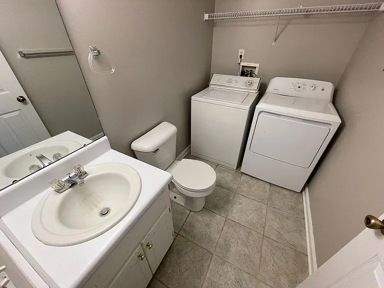 159 Commons Dr — Photo 16