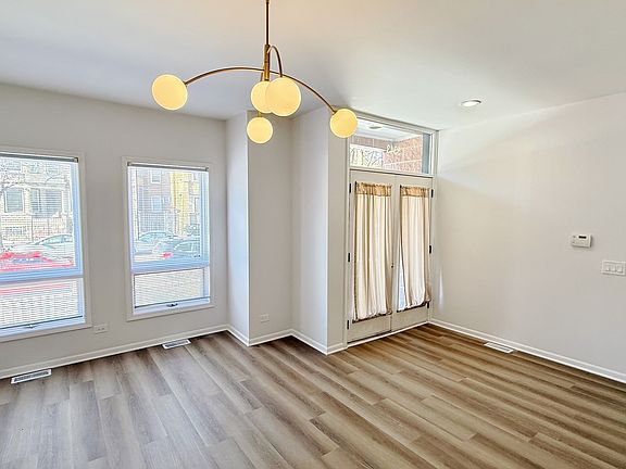 4th image of 5343 S Drexel Ave