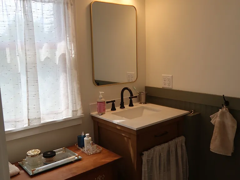 823 SW 5th Ave — Photo 16