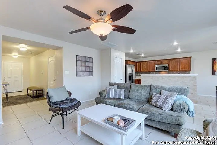 7723 Copper Cave — Photo 8