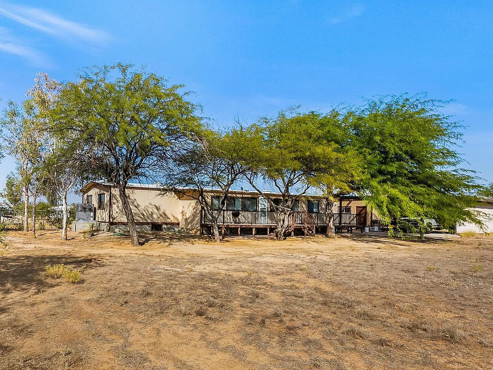 1st image of 735 W Camino Regio