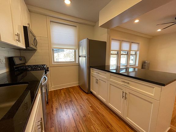 2nd image of 1740 W North Shore Ave #17482