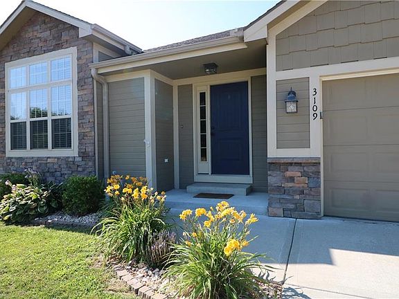 2nd image of 3109 Morton Ln