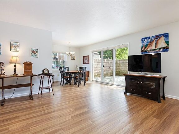 2nd image of 3804 Circlewood Ct #B108