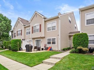 62 Winged Foot Ct, Howell, NJ 07731
