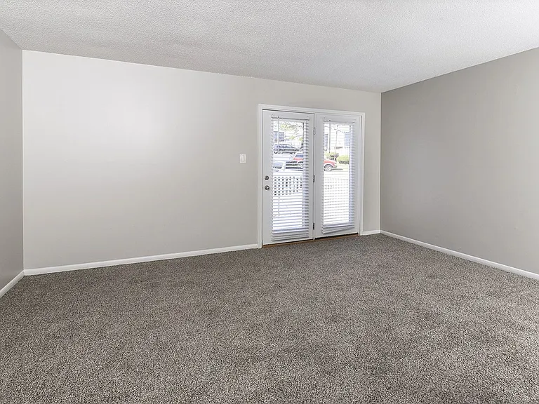 Homewood Heights — Photo 15