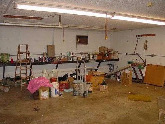 5th image of 5409 S Land Ave
