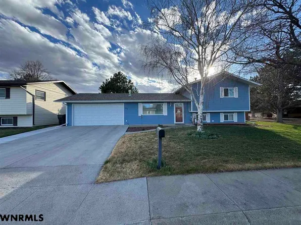 539 Keller Dr, Sidney, NE 69162