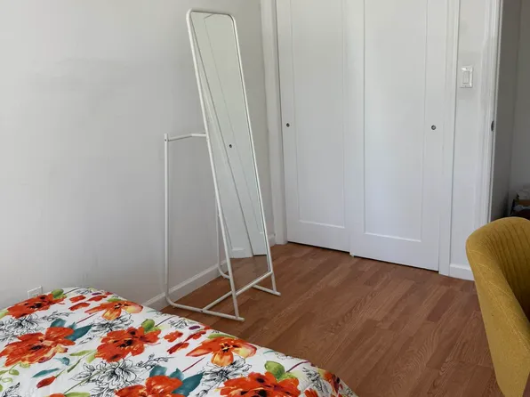 3626 Bayview Avenue image 21 of 32