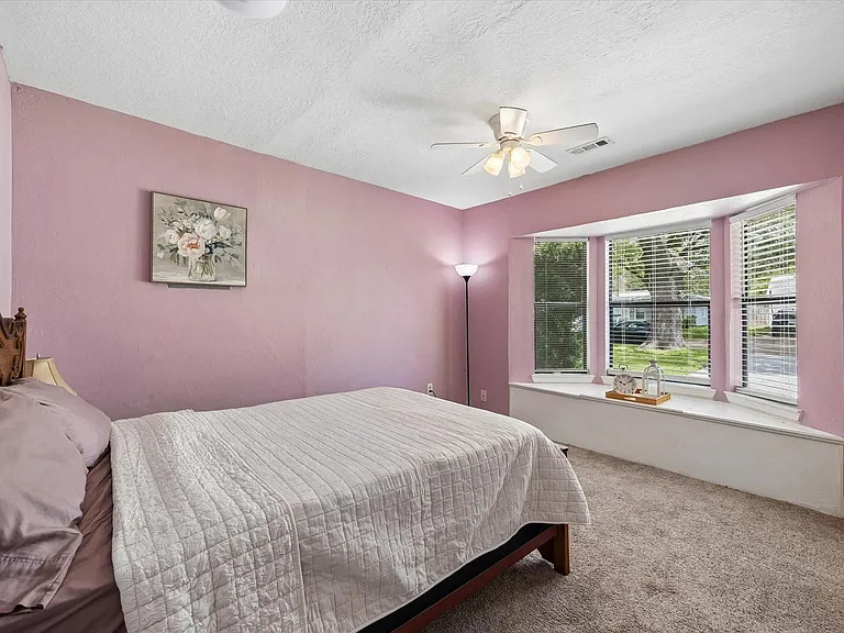 1517 Wayside Dr — Photo 8
