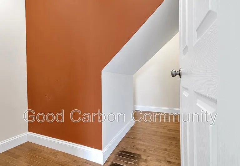 84 Crane St #6 — Photo 9