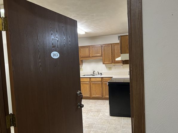 205 4th St N #103