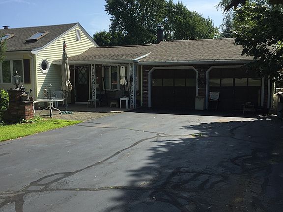 2nd image of 92 Berkshire Road