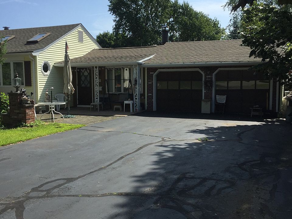 2nd image of 92 Berkshire Road