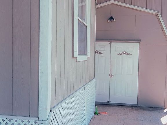 2nd image of 17519 S Rocky Top Ln #9