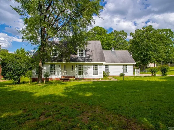 5 Plantation Acres Dr, Little Rock, AR 72210