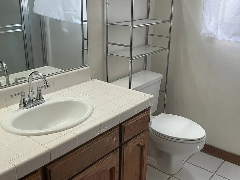 17200 Newhope St #221 — Photo 8