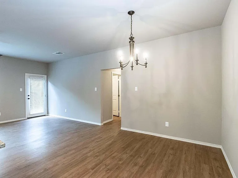 1218 Preston Trl #A — Photo 13