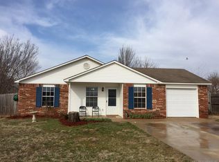 1751 Lexington Rd, Claremore, OK 74017