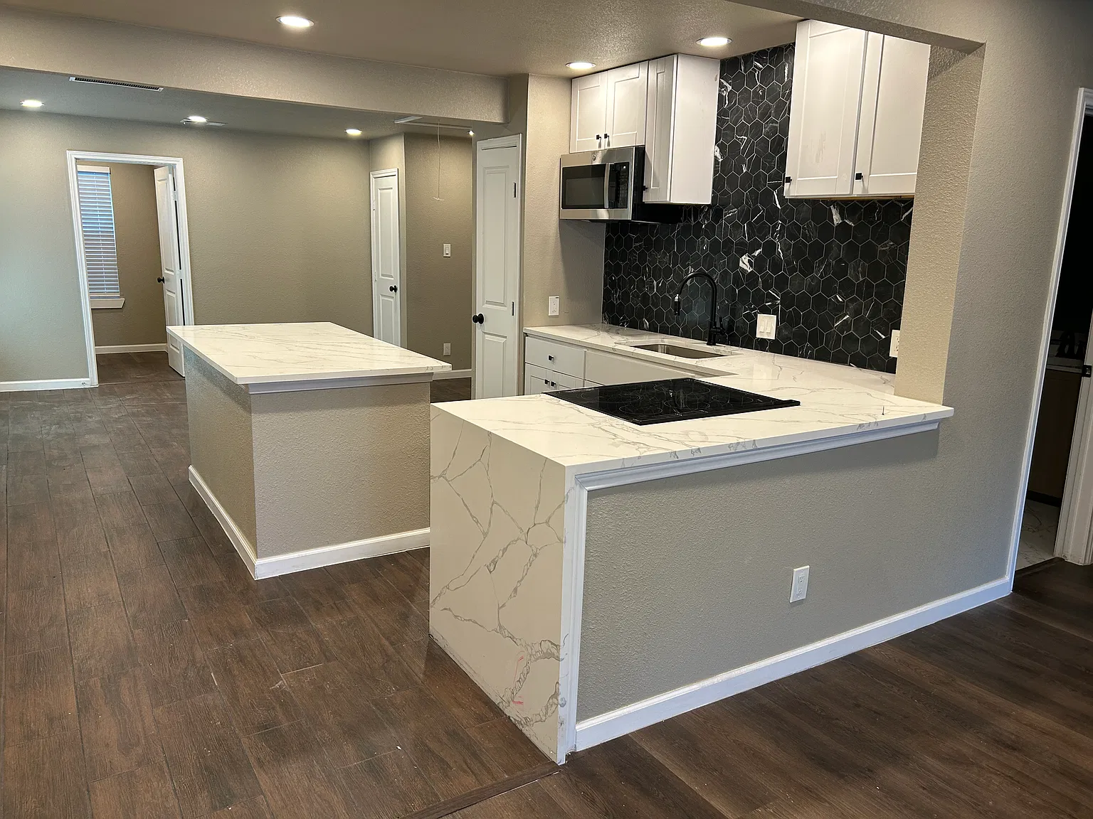 4 bed, 1836 sqft, $4,400 — Photo 4