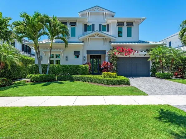 473 1st AVE S, NAPLES, FL 34102