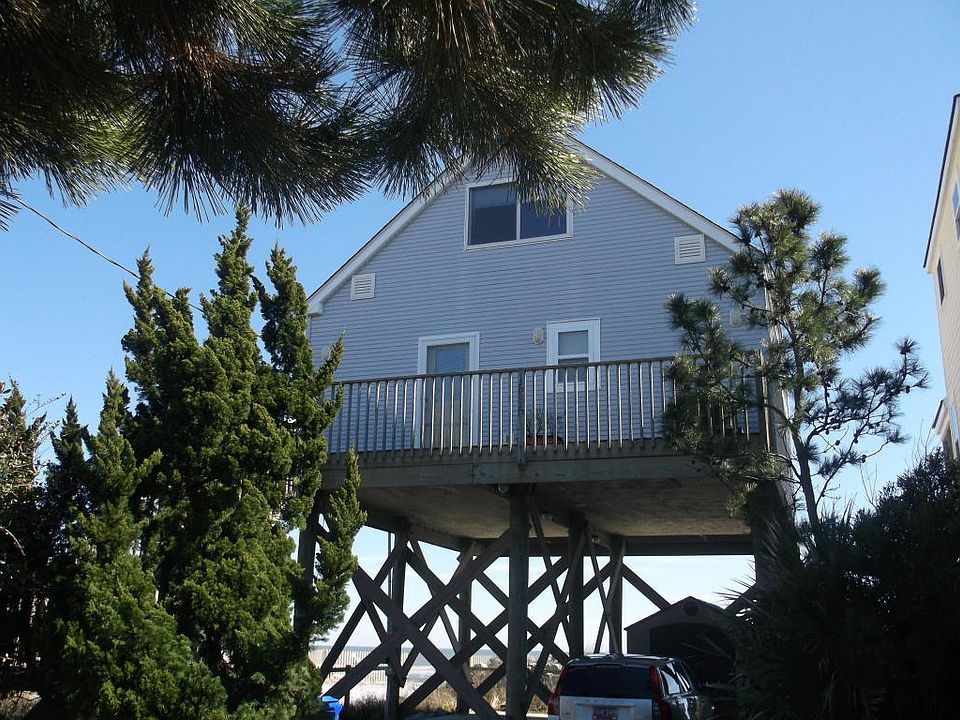 1st image of 1565 E Ashley Ave