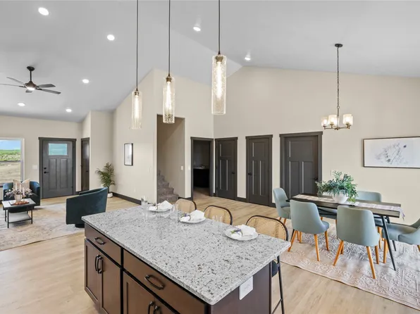 51 Copper Creek Ln, Great Falls, MT 59405